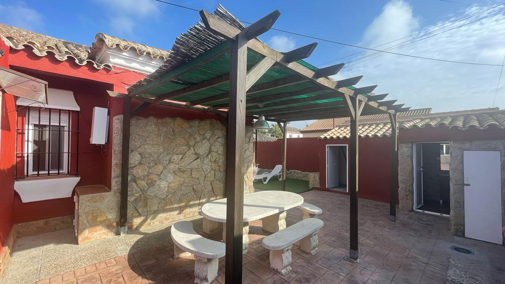 Casa / Chalet En Venta En Los Gallos, Chiclana De La Frontera (Cádiz) - Ref: Int226 4/26