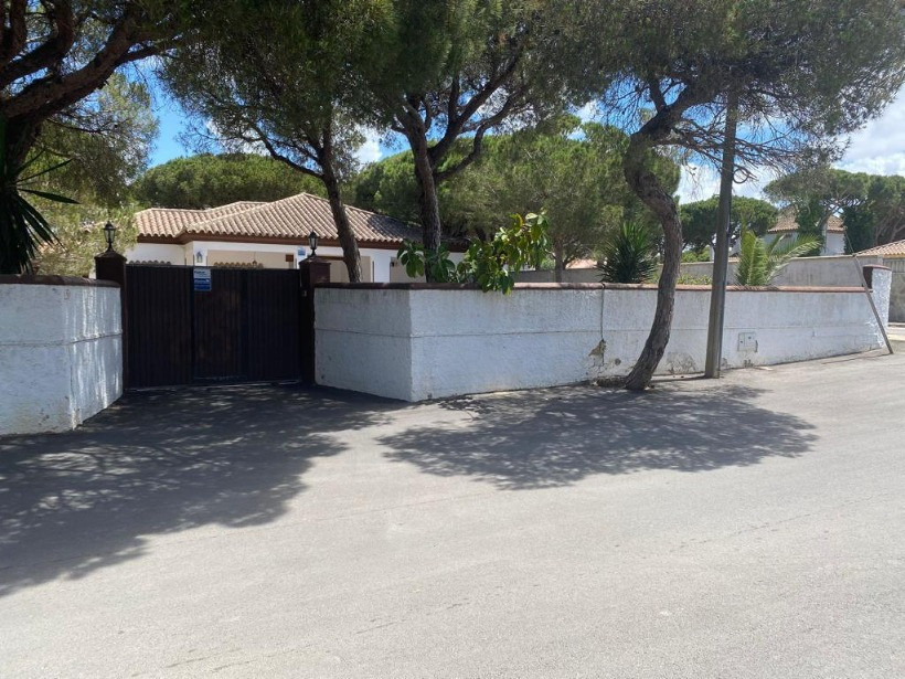Casa / Chalet En Venta En La Barrosa, Chiclana De La Frontera (Cádiz) - Ref: Int281 11/19