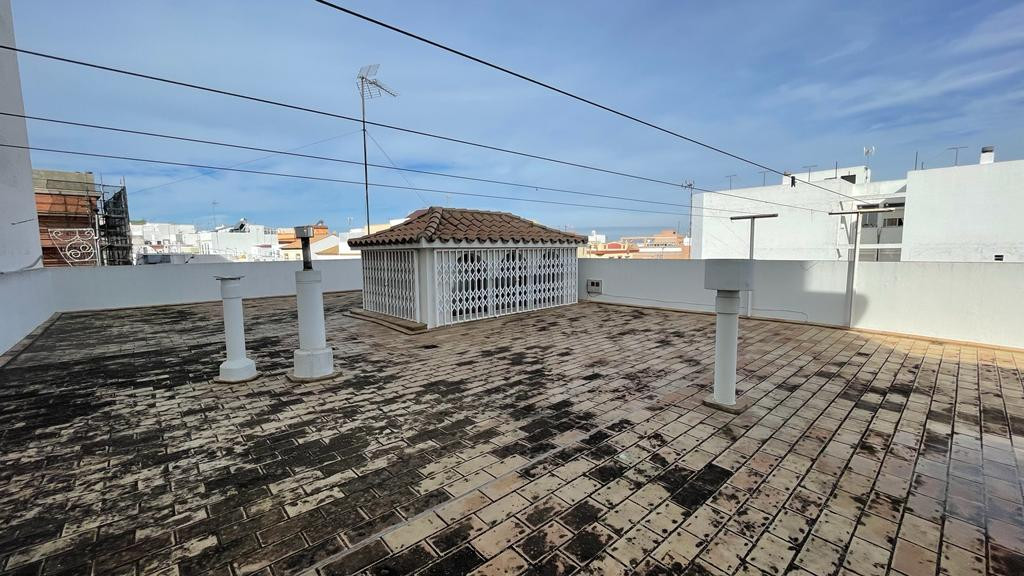 Casa / Chalet En Venta En Fuente Amarga, Chiclana De La Frontera (Cádiz) - Ref: Int322 20/23